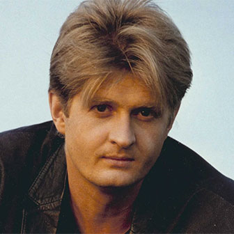 Tom Cochrane